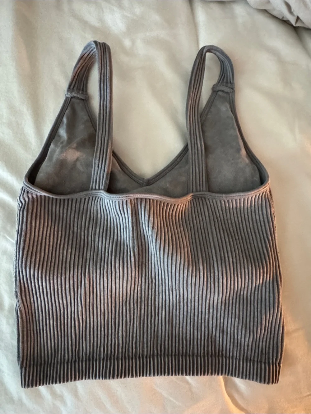 Ribbed Padded Cropped Tank Top - Gray - Picture 3 of 3